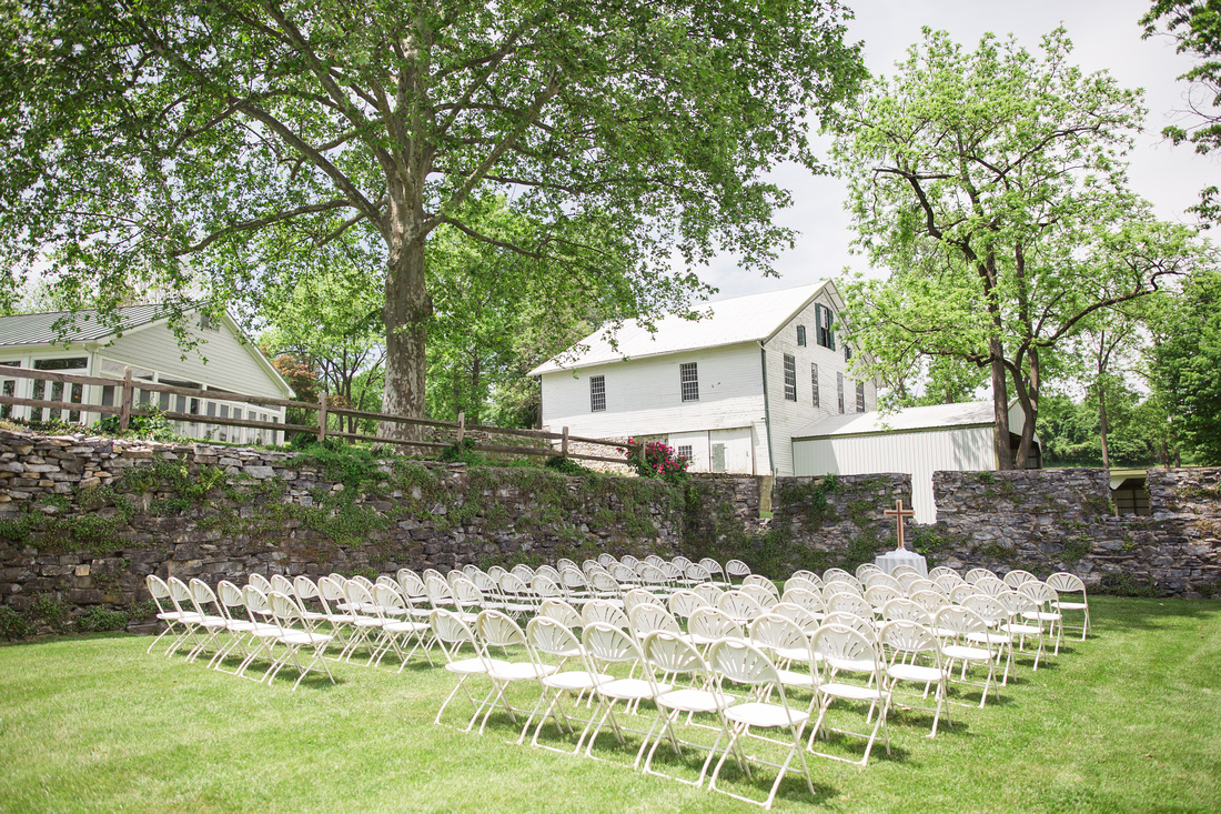 Ceremony setting at Stock's Manor
